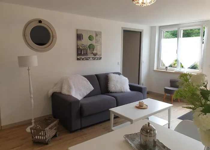 La Cour * 翁弗勒尔